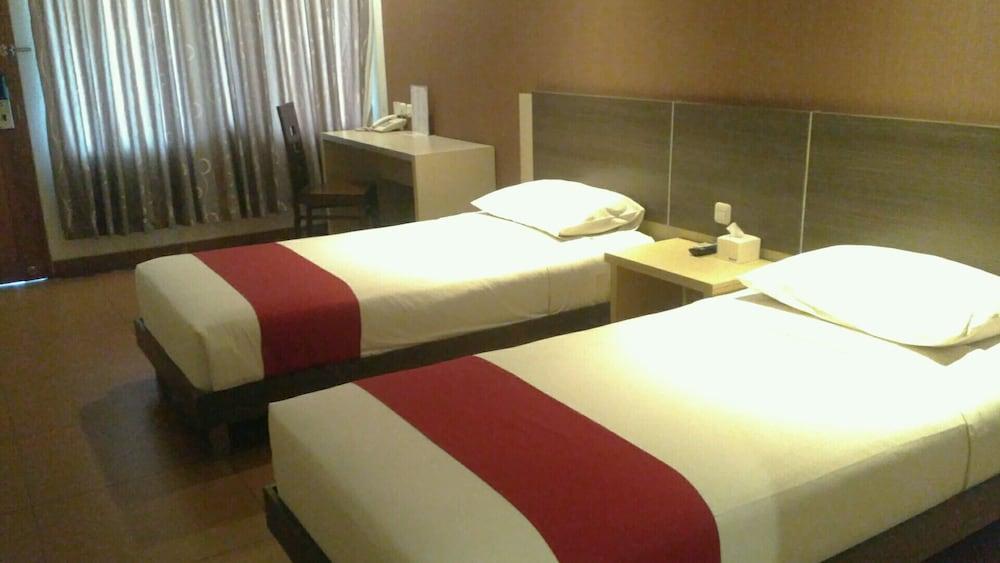 Hotel Sukajadi Hotel, Convention&gallery Bandung